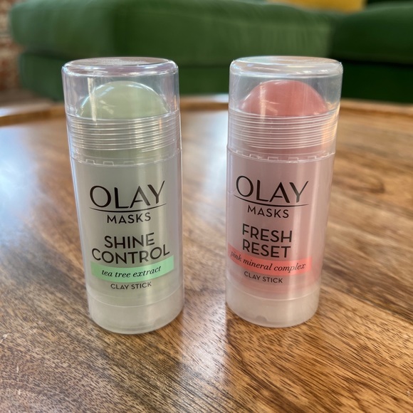 Set of 2 Oil Of Olay Stick Masks - Picture 2 of 11
